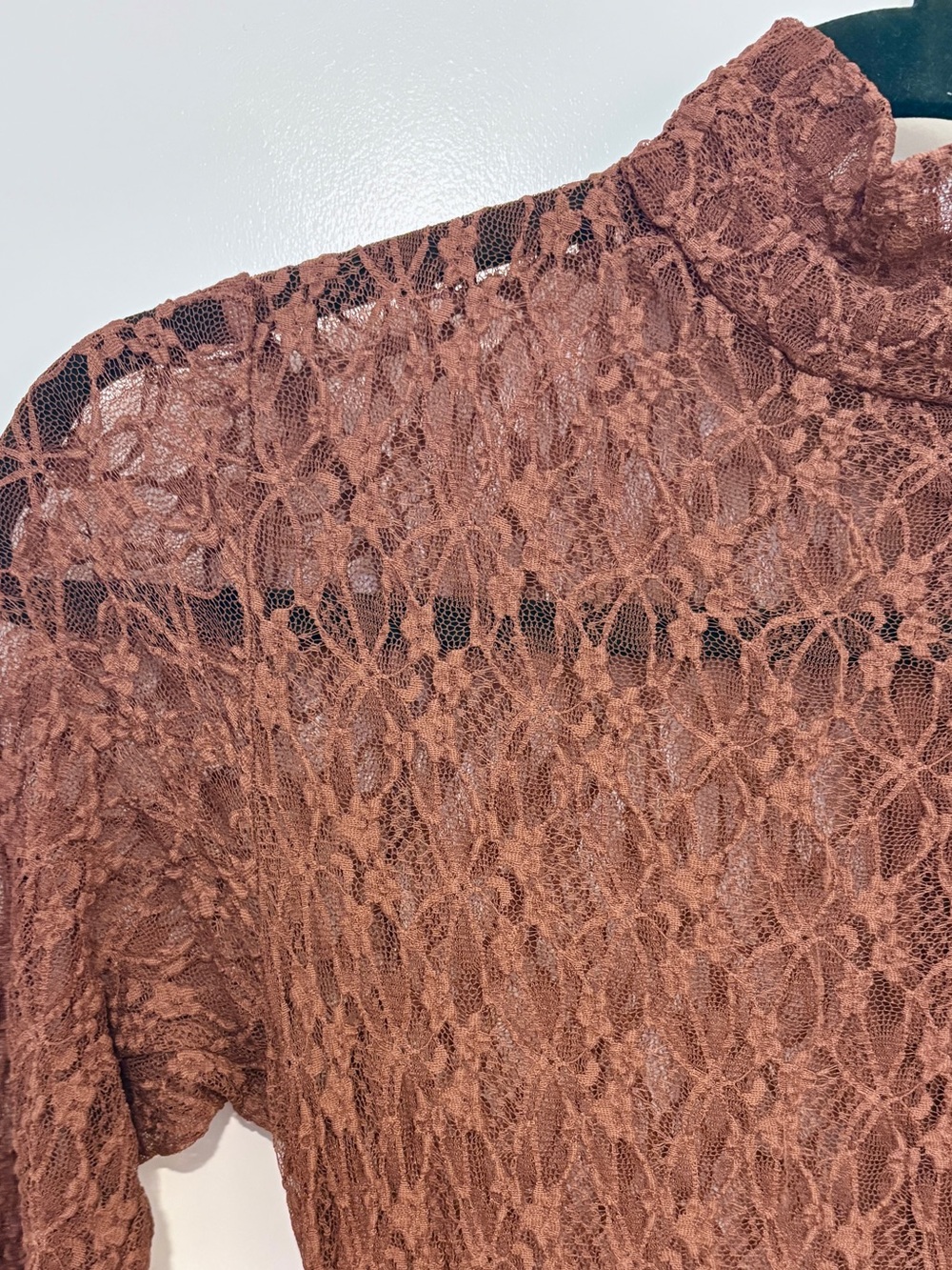 Long sleeve stretch lace brown turtleneck maxi dress 🤎 - Picture 5 of 5
